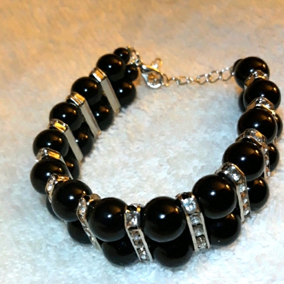 Jewelry - NWOT Black silver tone and rhinstone bracelet